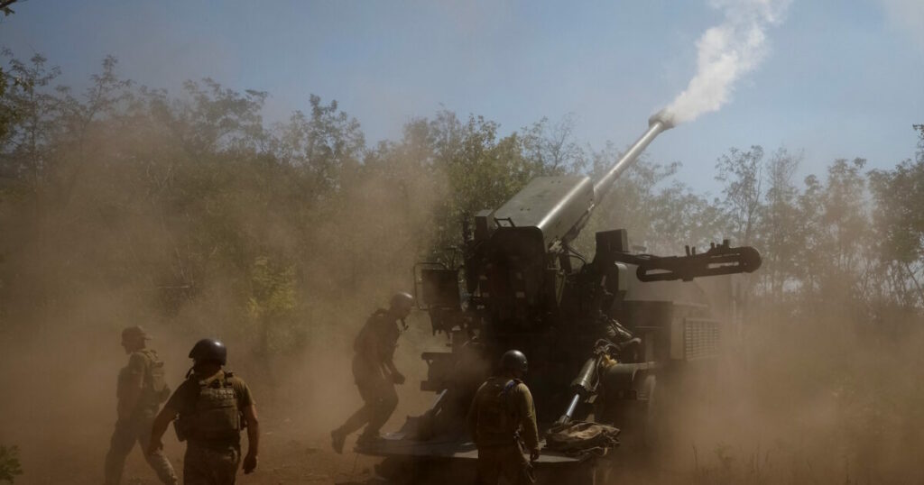 Ρωσικός πύραυλος πλήττει ανθρωπιστική αποστολή στην Ουκρανία