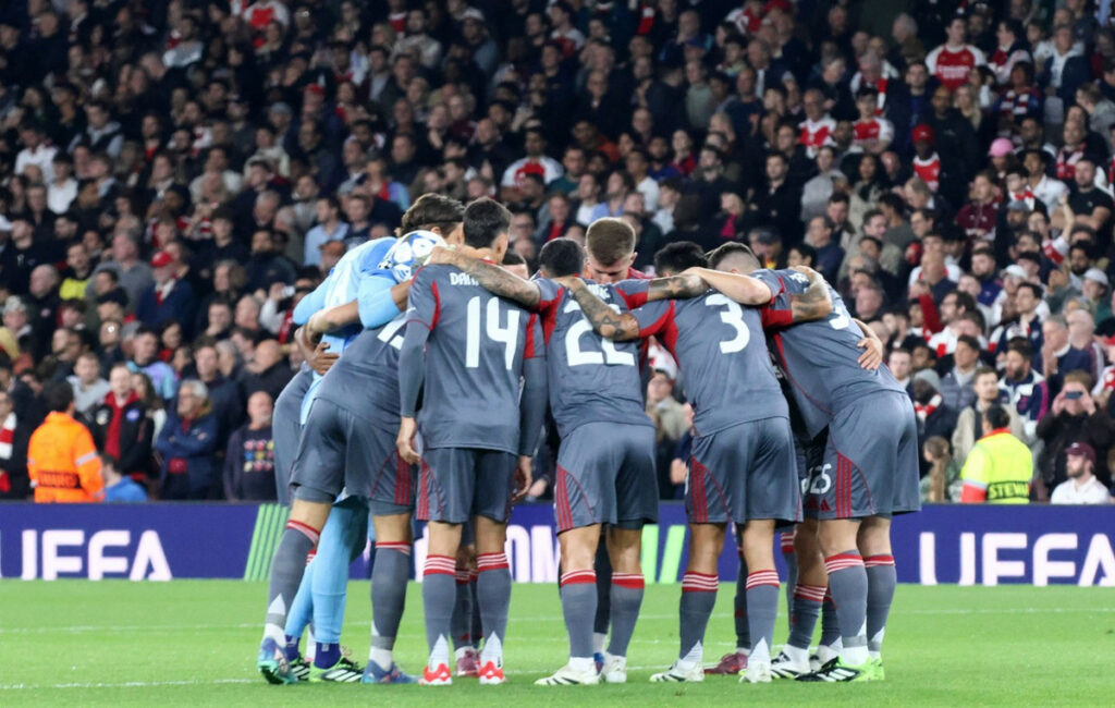 Ολυμπιακός: Στην 29η θέση του Champions League μετά την ήττα από Άρσεναλ