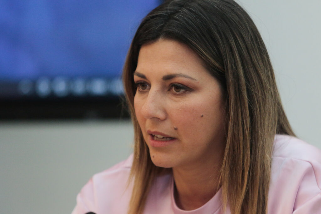 Διαψεύδει η Ζαχαράκη την υποψηφιότητα για το Δήμο Αθηναίων