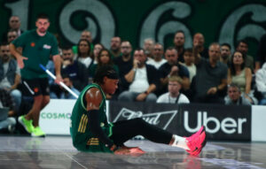 Τραυματισμός Χολμς στον Παναθηναϊκό – Πληροφορίες για την επιστροφή του