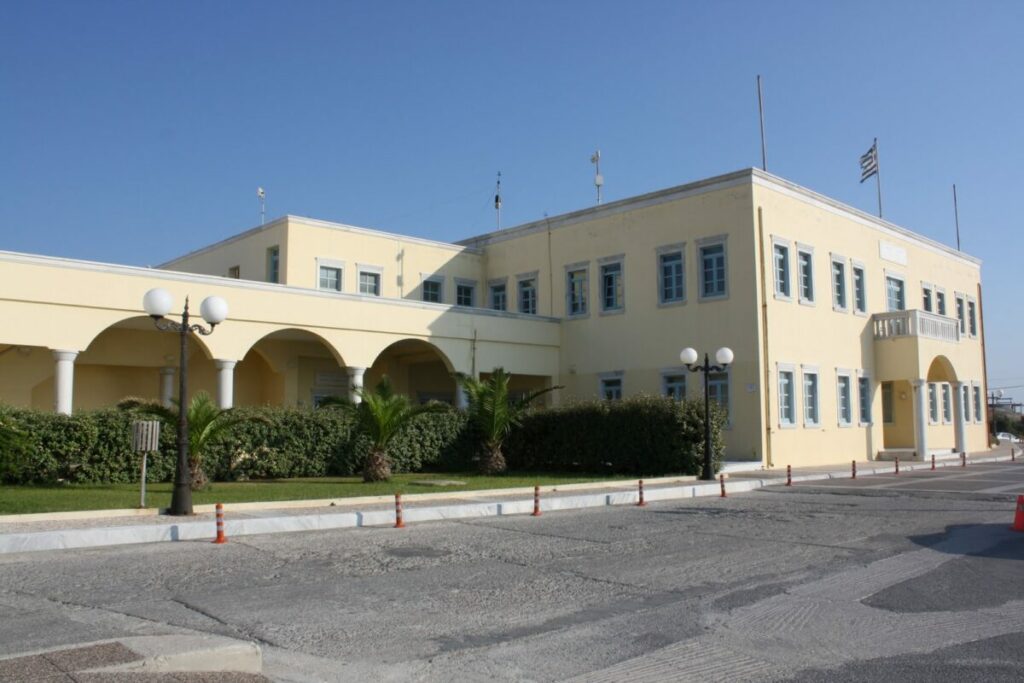 Δήμος Νάξου καταθέτει μήνυση κατά πολιτών για συκοφαντική δυσφήμιση