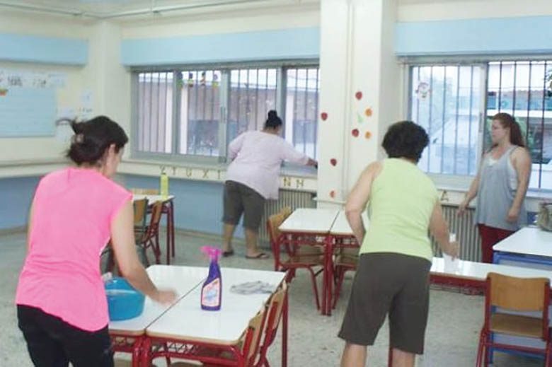 Δήμος Κρωπίας: Δέσμευση για πληρωμή σχολικών καθαριστριών μετά από πιέσεις