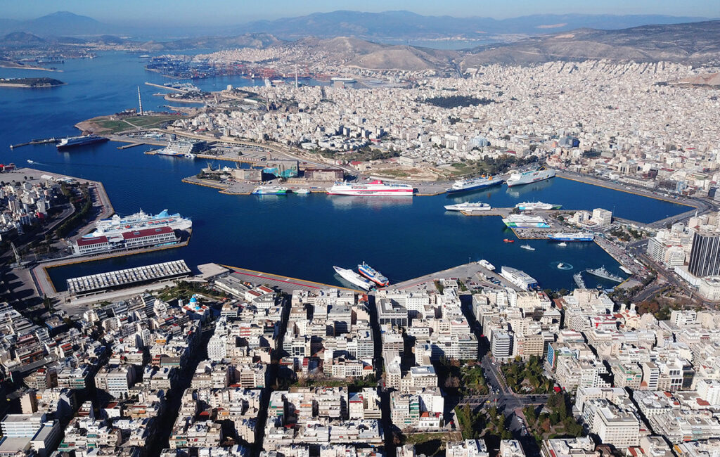 Δεμένα πλοία στα λιμάνια λόγω απεργίας της ΠΝΟ