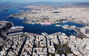 Δεμένα πλοία στα λιμάνια λόγω απεργίας της ΠΝΟ