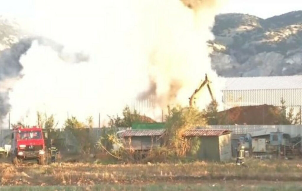 Συναγερμός στην Πυροσβεστική λόγω φωτιάς σε εργοστάσιο ανακύκλωσης στις Σέρρες