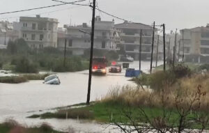 Καταστροφές στο Μεσολόγγι από την κακοκαιρία – Επίθεση σε δημοτικό υπάλληλο