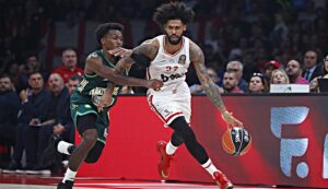 Ολυμπιακός νίκησε τον Παναθηναϊκό με 90-86 σε ένα αμφίρροπο ντέρμπι