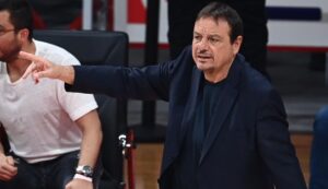 Αταμάν: «Το μόνο θετικό ότι χάσαμε με 4 πόντους»