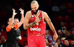 Ολυμπιακός-Μονακό: Στη «μάχη» του ΣΕΦ για τη συνέχεια του σερί