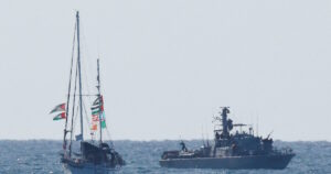 Επιστροφή 27 Ελλήνων από την αποστολή του στολίσκου Sumud στη Γάζα