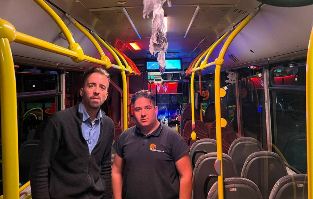 Το θεατρικό λεωφορείο της Θεσσαλονίκης με φαντάσματα