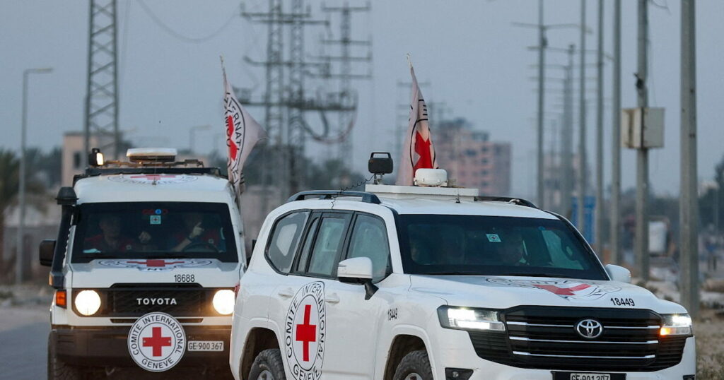 Η Χαμάς παρέδωσε τις σορούς δύο ομήρων: Δεσμεύσεις Νετανιάχου για επιστροφή όλων