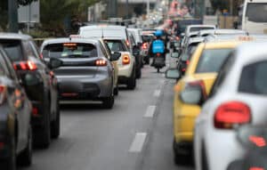 Κίνηση στην Αττική: Μποτιλιάρισμα στον Κηφισό και καθυστερήσεις