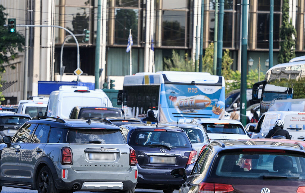 Διακοπή κυκλοφορίας στο κέντρο της Αθήνας λόγω βλάβης της ΕΥΔΑΠ