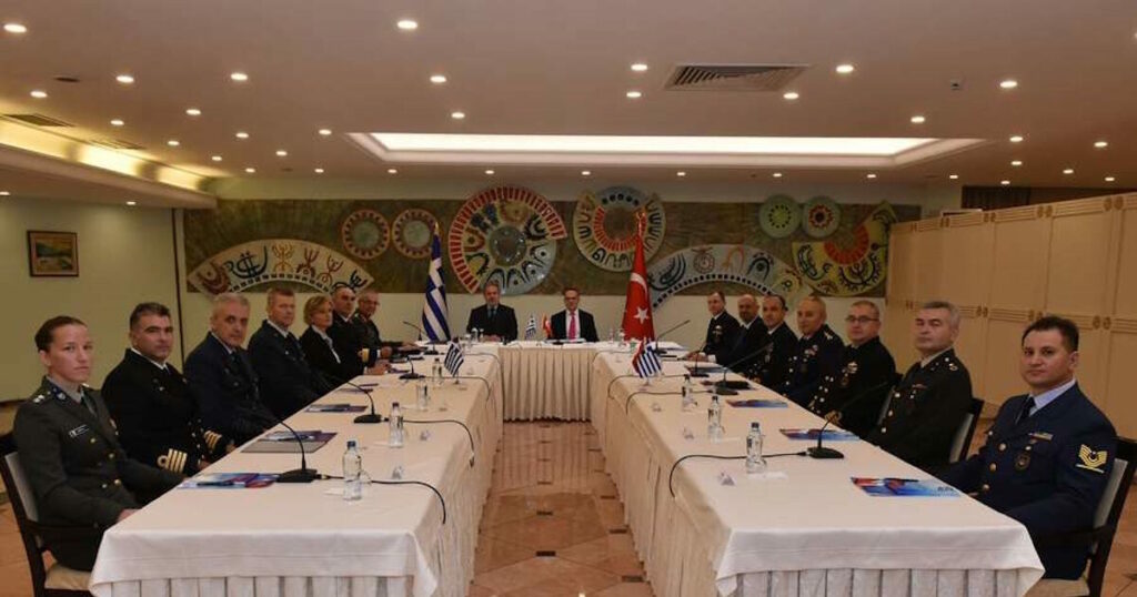 Θετική ατμόσφαιρα στη Σμύρνη για τη συνάντηση Ελλάδας και Τουρκίας