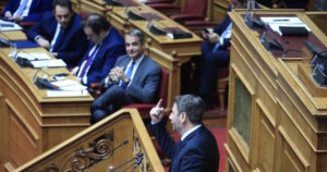 Σφοδρή αντιπαράθεση ΝΔ - ΠΑΣΟΚ για τον ΟΠΕΚΕΠΕ: Κατηγορίες κατά στελέχους της αξιωματικής αντιπολίτευσης