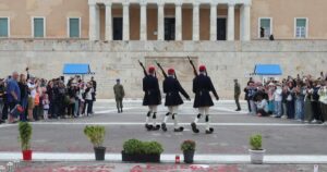 Καθαρισμός Μνημείου Αγνώστου Στρατιώτη: Ανάθεση σε Ιδιωτική Εταιρεία