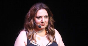 Σοφία Μουτίδου: «Είναι σεξιστικό να ρωτάτε αν μπορούμε να συνεργαστούμε τόσες γυναίκες»