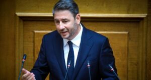 Νίκος Ανδρουλάκης: Κριτική στην κυβέρνηση για τη στάση της στη Γάζα