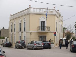 Δήμαρχος Παιανίας: Ψευδείς καταγγελίες από τον Ρουβίκωνα