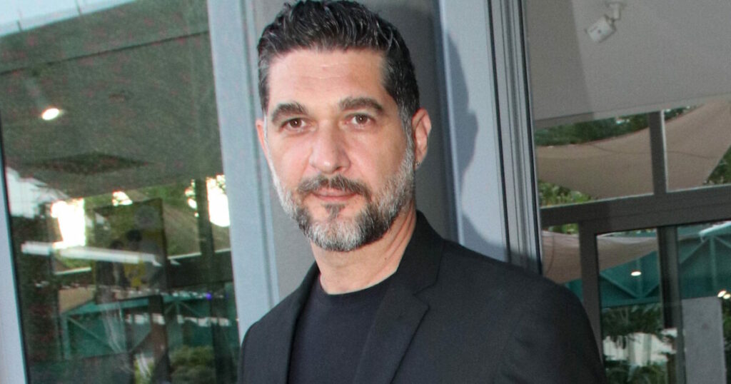 Πάνος Ιωαννίδης: Οικογενειακή εξόρμηση στο Πήλιο με τη σύντροφό του και τον γιο τους