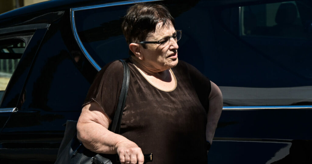 Αλέκα Παπαρήγα: Ευχαριστίες στο προσωπικό του νοσοκομείου Αγία Όλγα μετά την αποθεραπεία της