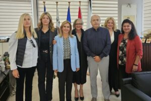 Συνάντηση της Ζωής Ράπτη με τον δήμαρχο Ηρακλείου