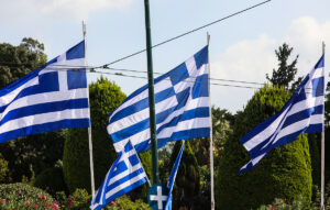 Καταιγίδες και ζέστη σήμερα – Καιρός για τις παρελάσεις της 28ης Οκτωβρίου