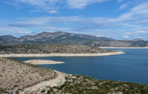 Ανησυχητική η κατάσταση της λίμνης Υλίκη – Σημαντική η ανησυχία των κατοίκων