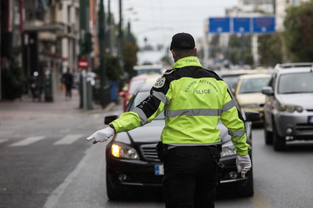 Αφαίρεση πόρων από τους Δήμους λόγω ΚΟΚ: Αντίκτυποι και αντιδράσεις