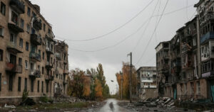 Ουκρανία: Ρωσικός βομβαρδισμός πλήττει παιδιατρικό νοσοκομείο στη Χερσώνα