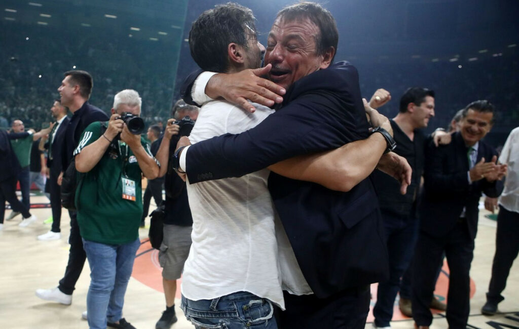 Δημήτρης Γιαννακόπουλος: Στήριξη στον Αταμάν και αιχμές προς τους παίκτες