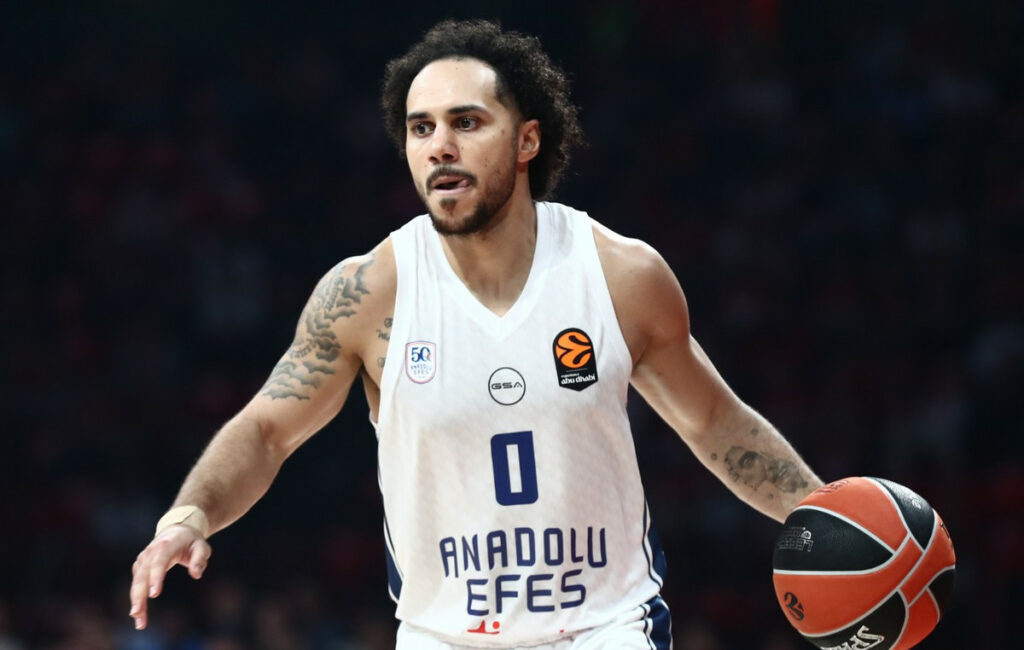 Euroleague: Σοκ για την Αναντολού Εφές με τον τραυματισμό του Λάρκιν