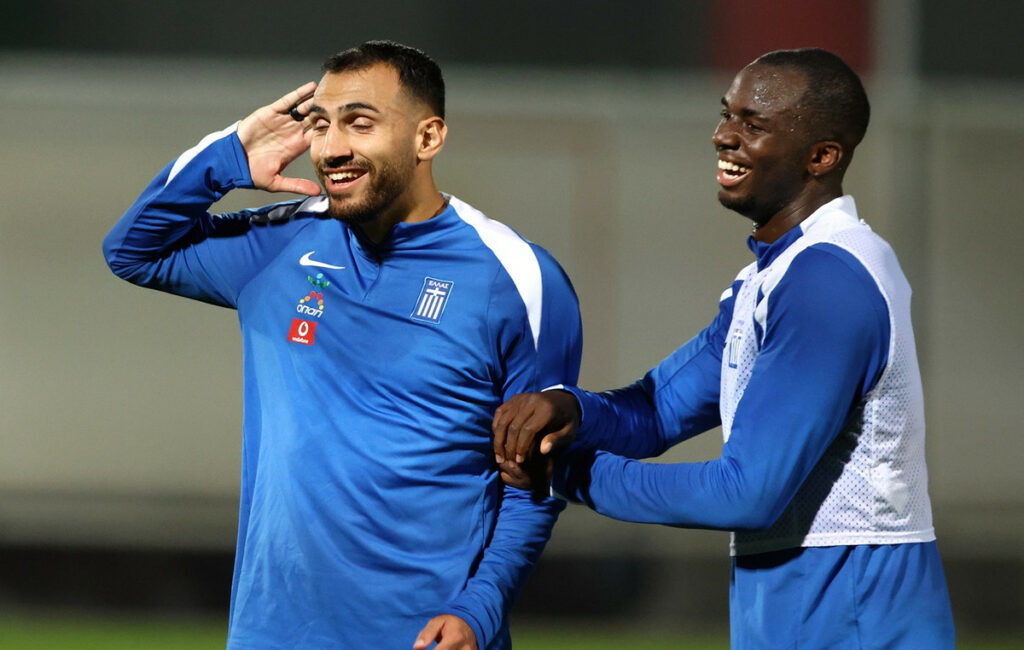 Νέοι διεθνείς στη μάχη με τη Σκωτία: Τεττέη, Κωστούλας και Τριάντης έτοιμοι για το πρώτο τους βράδυ