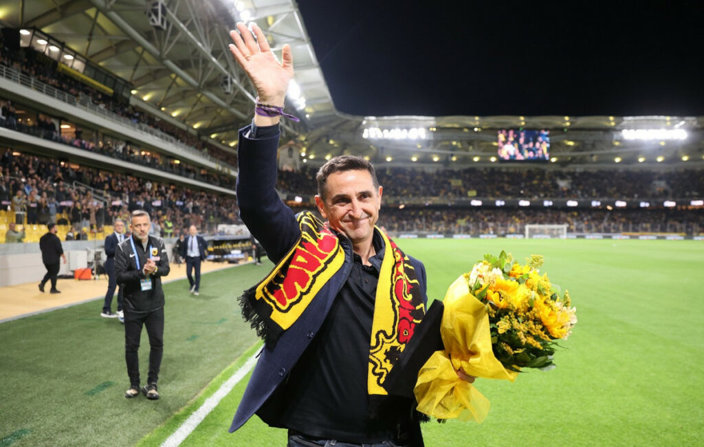 ΑΕΚ – Άρης: Θριαμβευτική υποδοχή για Χιμένεθ στην OPAP Arena