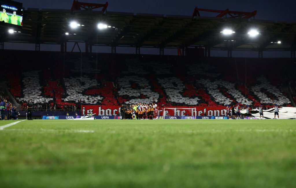 Ολυμπιακός – Ρεάλ Μαδρίτης: Το εντυπωσιακό κορεό στο «Γεώργιος Καραϊσκάκης»