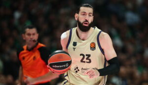 Μπαρτσελόνα: Διάστρεμμα για τον Σενγκέλια