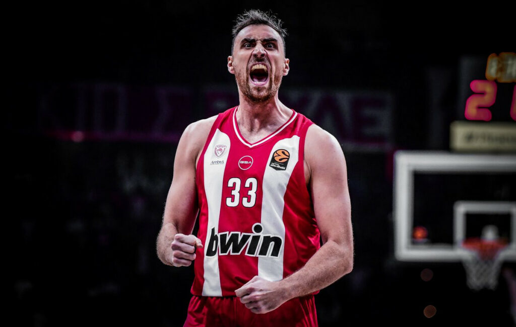 Ο Ολυμπιακός σε τροχιά κορυφής – Υποχώρησε ο Παναθηναϊκός