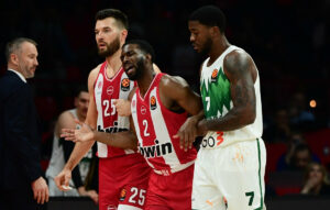 Δυσάρεστα νέα για τον Έβανς: Ρήξη αχίλλειου τένοντα στον Ολυμπιακό