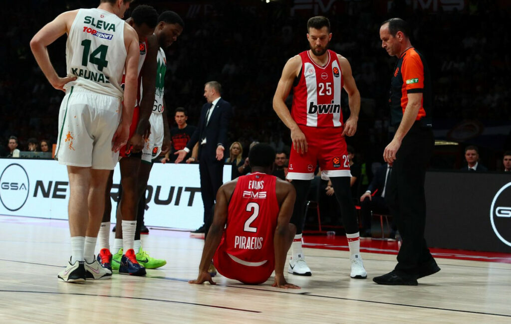 Ολυμπιακός: Χειρουργήθηκε ο Κίναν Έβανς στις ΗΠΑ