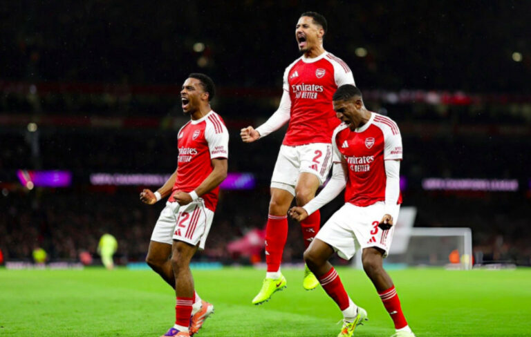 Champions League: Άρσεναλ και Αϊντχόφεν θριάμβευσαν, Ολυμπιακός στην 33η θέση