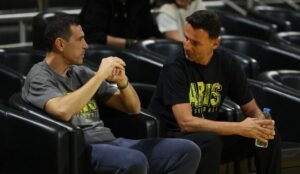 Ο Ζήσης υποδέχτηκε τον Μίλιτσιτς στον Άρη