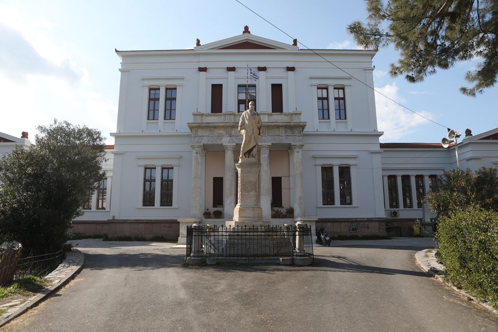 Δήμος Μυτιλήνης: Στήριξη στους κατηγορούμενους στην υπόθεση της Καράβας