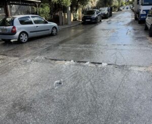 Δήμος Αγίου Δημητρίου: Χιλιάδες κυβικά νερού χάθηκαν από βλάβη της ΕΥΔΑΠ