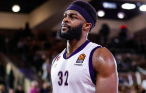 Αρμάνι Μιλάνο: Σοκαριστικός τραυματισμός του Νίμπο πριν τον αγώνα