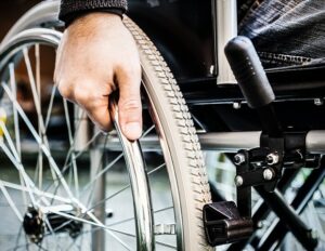 Δυσκολίες στην πρόσβαση αναπηρικών αμαξιδίων μέσω προμηθευτών Medicare