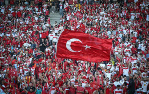 Σεισμός στο τουρκικό ποδόσφαιρο: 6 διαιτητές υπό κράτηση για παράνομο στοιχηματισμό