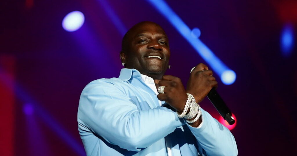 ΗΠΑ: Συνελήφθη ο τραγουδιστής Akon στην Ατλάντα