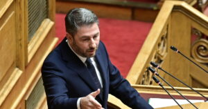 Ανδρουλάκης: «Καλλιεργείτε την τοξικότητα και τον διχασμό όπως επί Τσίπρα - Καμμένου»