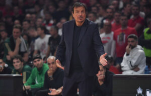 Άταμαν: «Συγχαρητήρια στον Ολυμπιακό… εεε στον Ερυθρό Αστέρα»